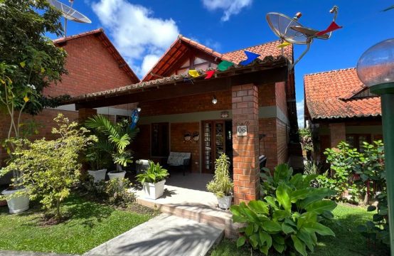 VENDO CASA EM CONDOMÍNIO