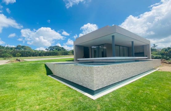 Casa alto padrão