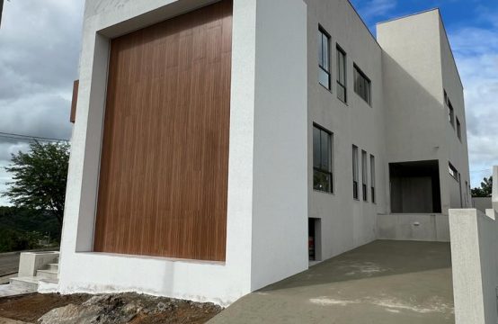 Casa em condomínio