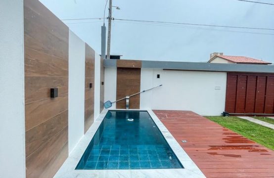 Vendo casa fora de condomínio