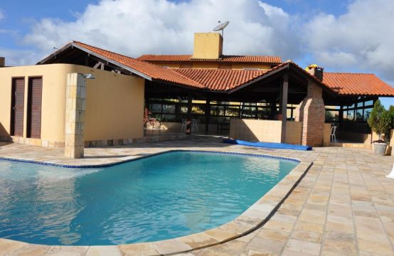 Vendo casa em condomínio em Gravatá