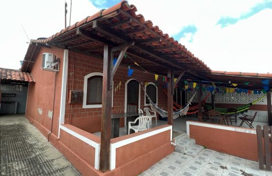 Vendo casa de condomínio