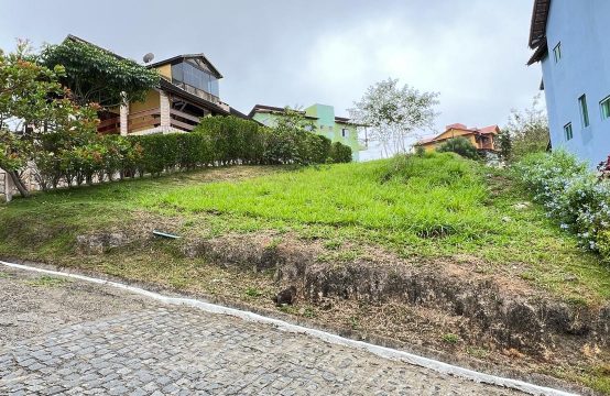 Vendo terreno em condomínio fechado em Gravatá