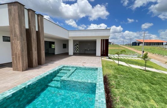 casa de alto padrão a venda em condomínio fechado.