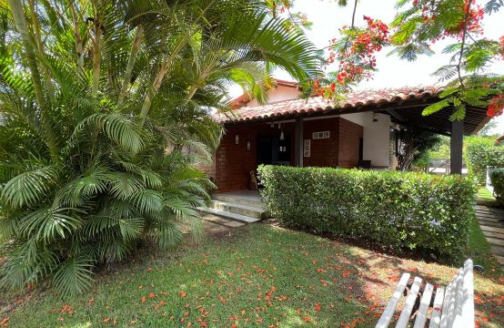 Casa de condomínio a venda em Gravatá