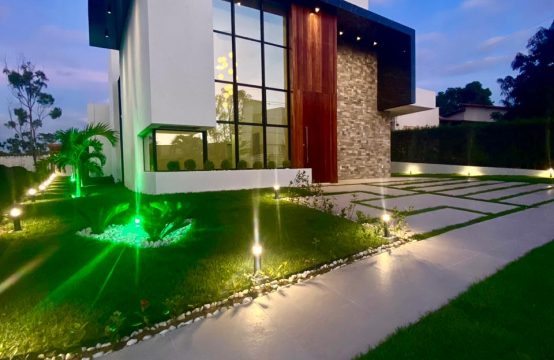 Casa de luxo  a venda em Gravatá