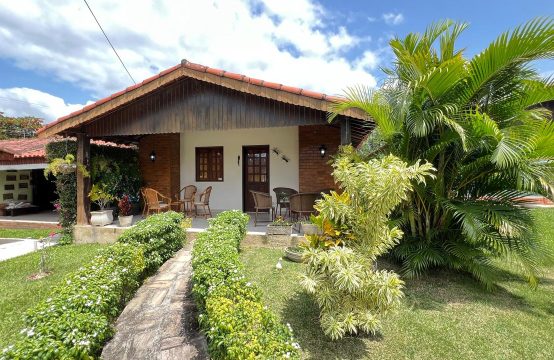 casa a venda em condomínio