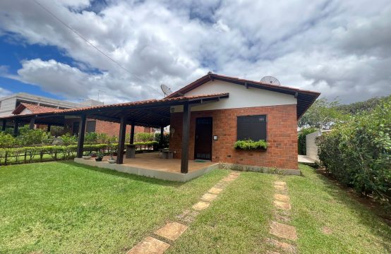 casa a venda em condomínio
