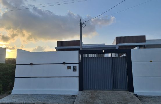 Casa fora de condomínio