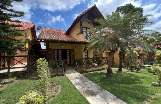 Casa a venda em condomínio em Gravatá