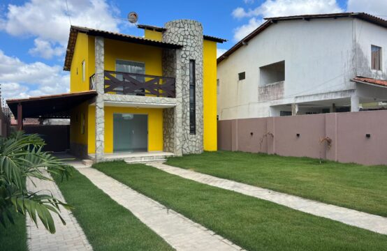 Casa a venda fora de condomínio .
