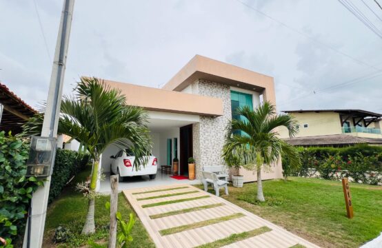 Casa a venda em condominio