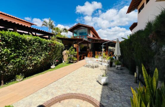 Casa a venda em condominio